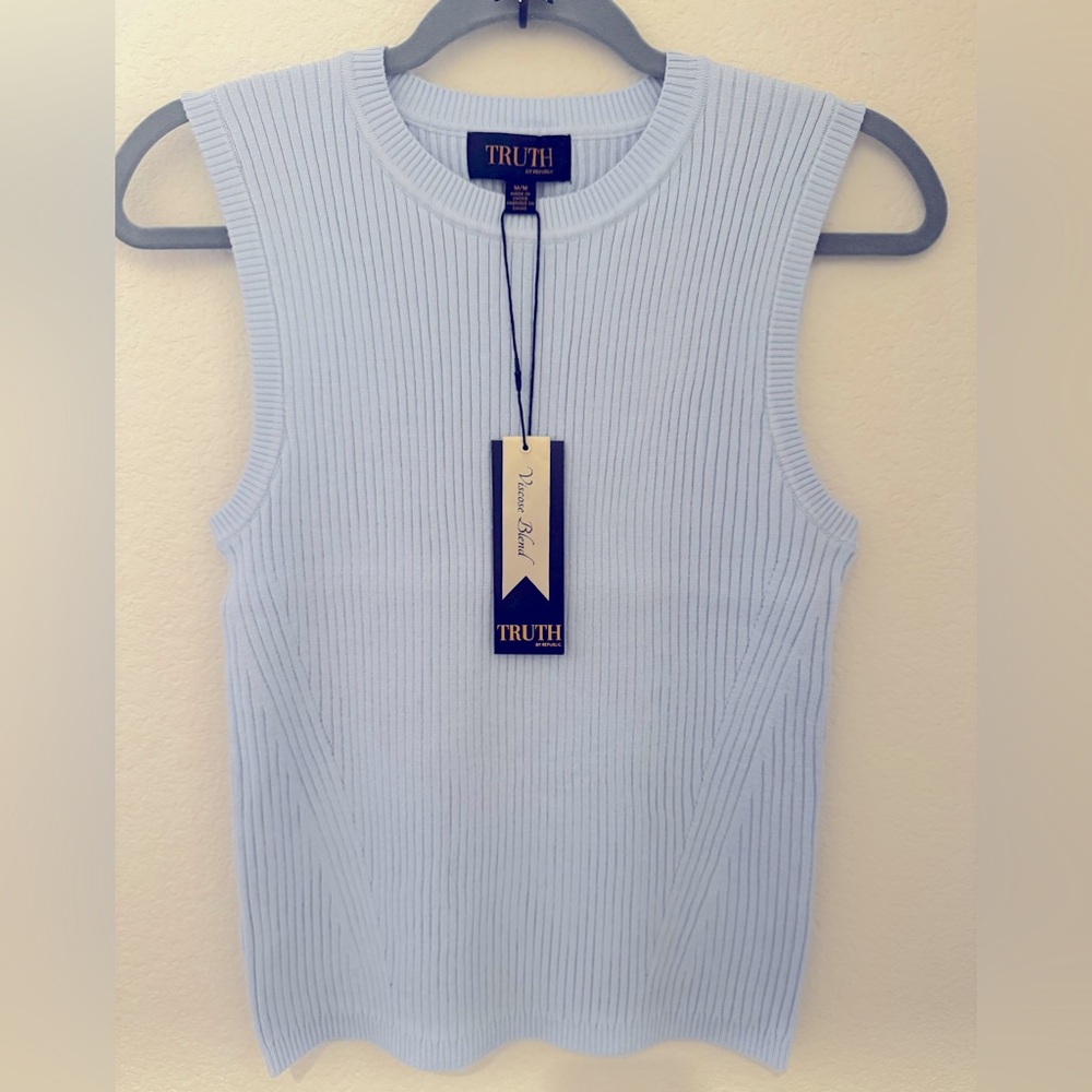 Comfy Top in Happy Blue color